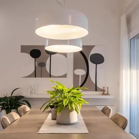 New And Modern Location Available Right Now Апартаменты *