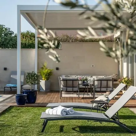 New And Modern Location Available Right Now Апартаменты *